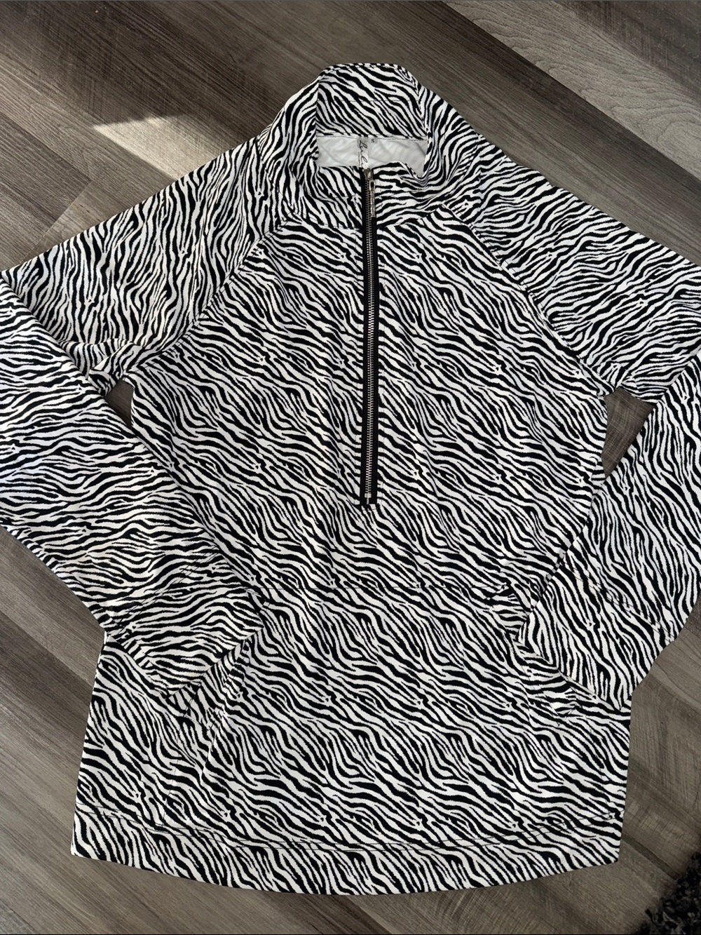 Lulu-B small pullover zebra print 1/4 zip shirt top pockets womens resort wear